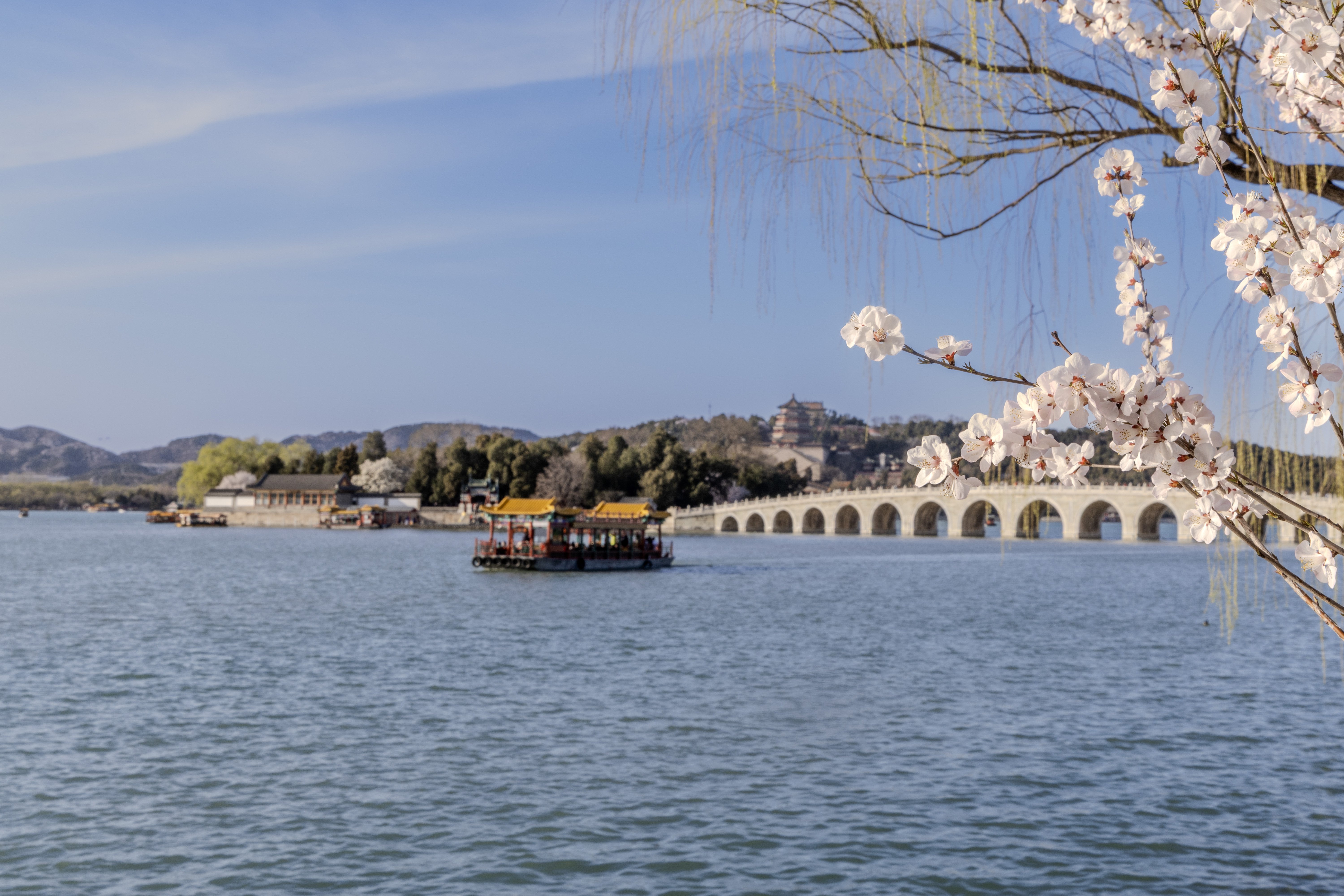 2026年3月22日
颐和园

梅花、游船、十七孔桥、佛香阁
